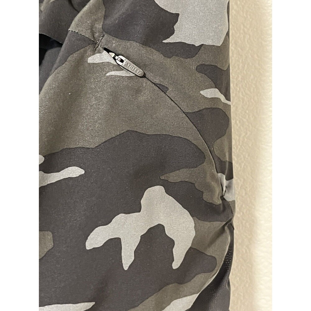 Athleta Mesh Racer 4” Camo Running Shorts in Size Small Lined Athleisure Active - Picture 4 of 8